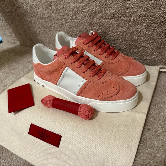 New! Valentino Garavani Flycrew studded leather/suede sneakers women size EU 35 - Picture 2 of 8